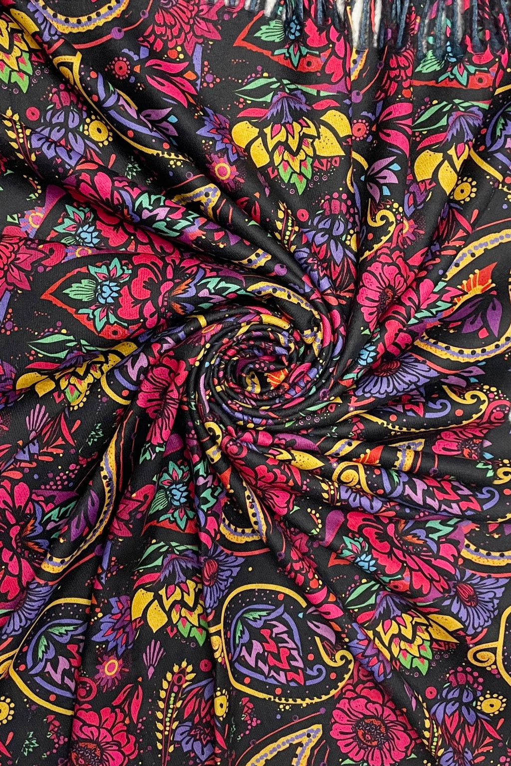 Indian inspired Paisley & Floral Print Wool Tassel Scarf – Black