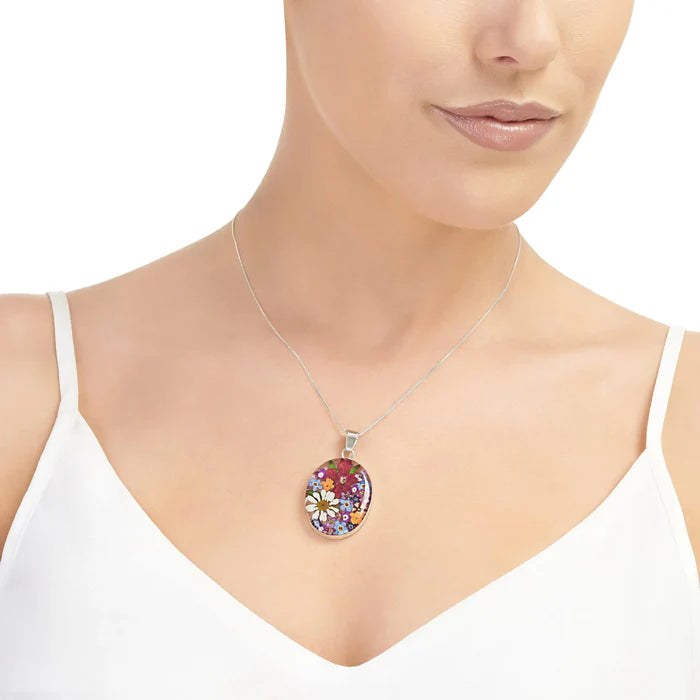 Sterling Silver Oval Pendant Necklace with Real Flowers